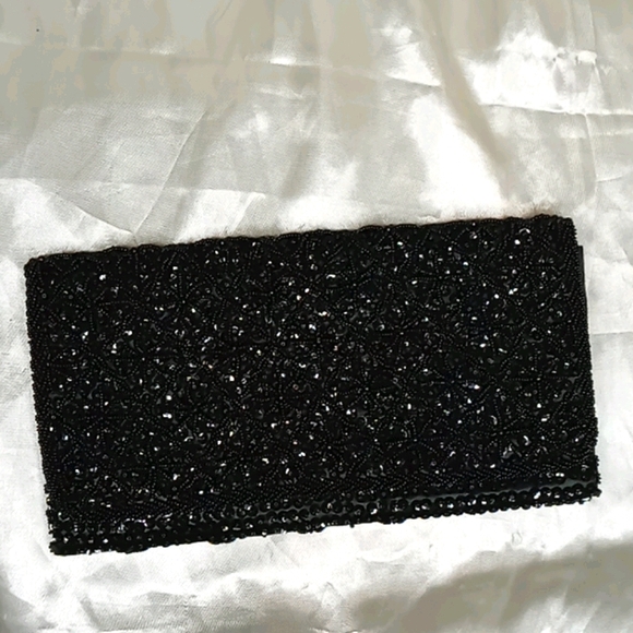 La Regale Handbags - La Regale Vintage Black Beaded Clutch
